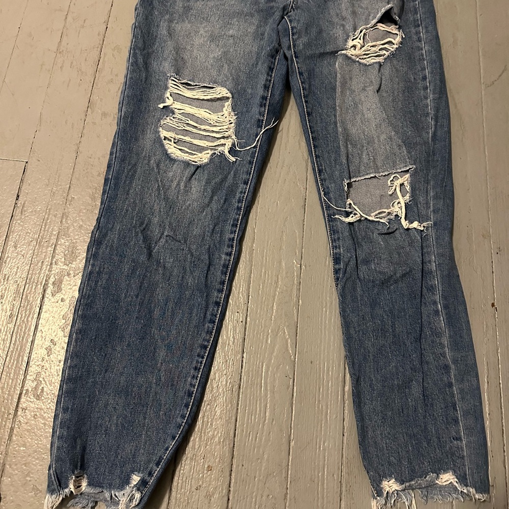 SO High Rise Mom Jeans - Picture 2 of 5